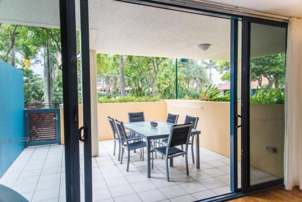 Alexandra Headland Resort With Stylish Stays Exteriör bild