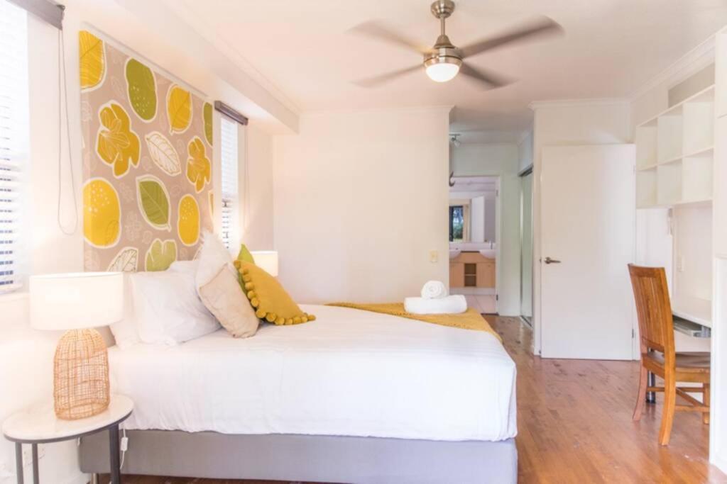 Alexandra Headland Resort With Stylish Stays Exteriör bild
